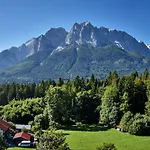 Hotel Romantik Alpenhotel Waxenstein 4*