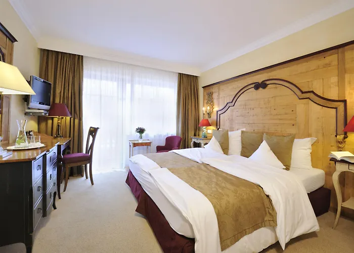 Romantik Alpenhotel Waxenstein Hotell Grainau