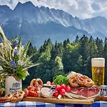 Romantik Alpenhotel Waxenstein Hotel Grainau