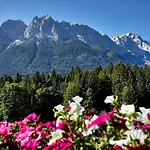 Romantik Alpenhotel Waxenstein