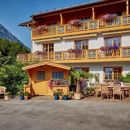 Romantik Alpenhotel Waxenstein 4*