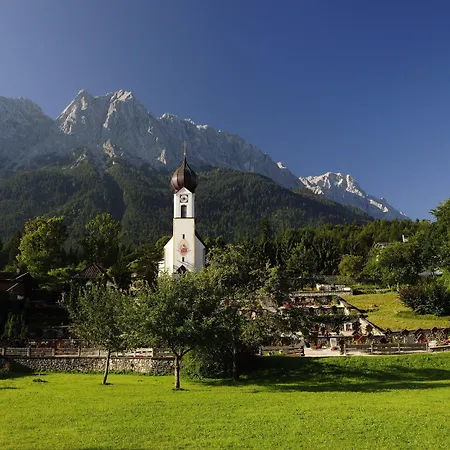 Romantik Alpenhotel Waxenstein Hotel 4*