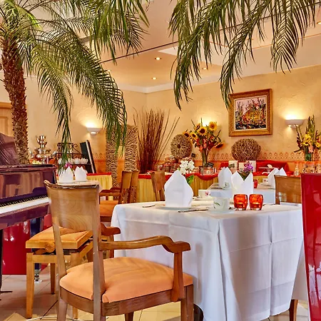 Romantik Alpenhotel Waxenstein 4*