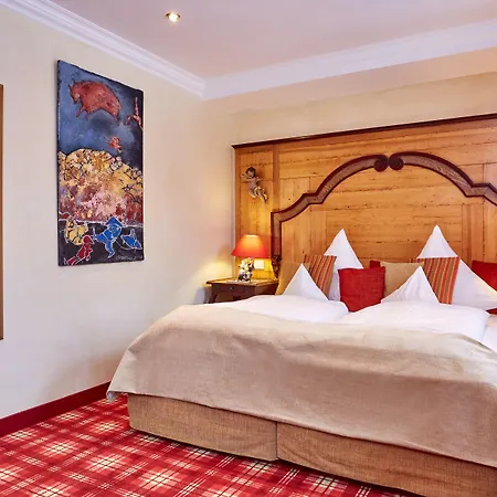Hotel Romantik Alpenhotel Waxenstein 4*