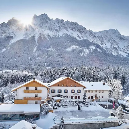 Romantik Alpenhotel Waxenstein Hotel