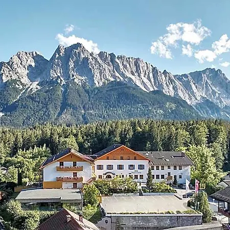 Romantik Alpenhotel Waxenstein 4* Grainau