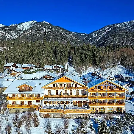 Hotel Romantik Alpenhotel Waxenstein 4*