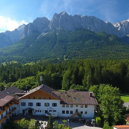 Romantik Alpenhotel Waxenstein Hotel