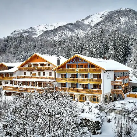 Romantik Alpenhotel Waxenstein Hotel