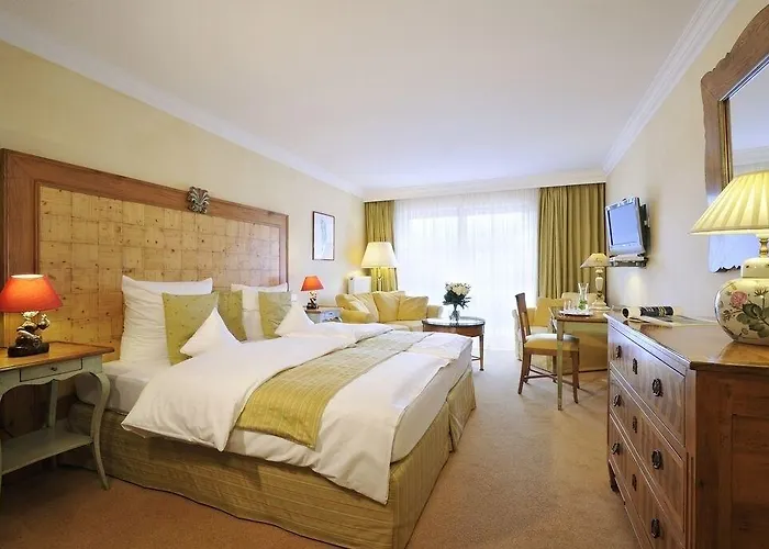 Hotel Romantik Alpenhotel Waxenstein 4*