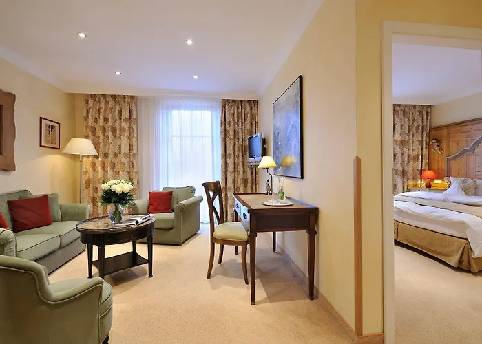 Romantik Alpenhotel Waxenstein Hotel 4*